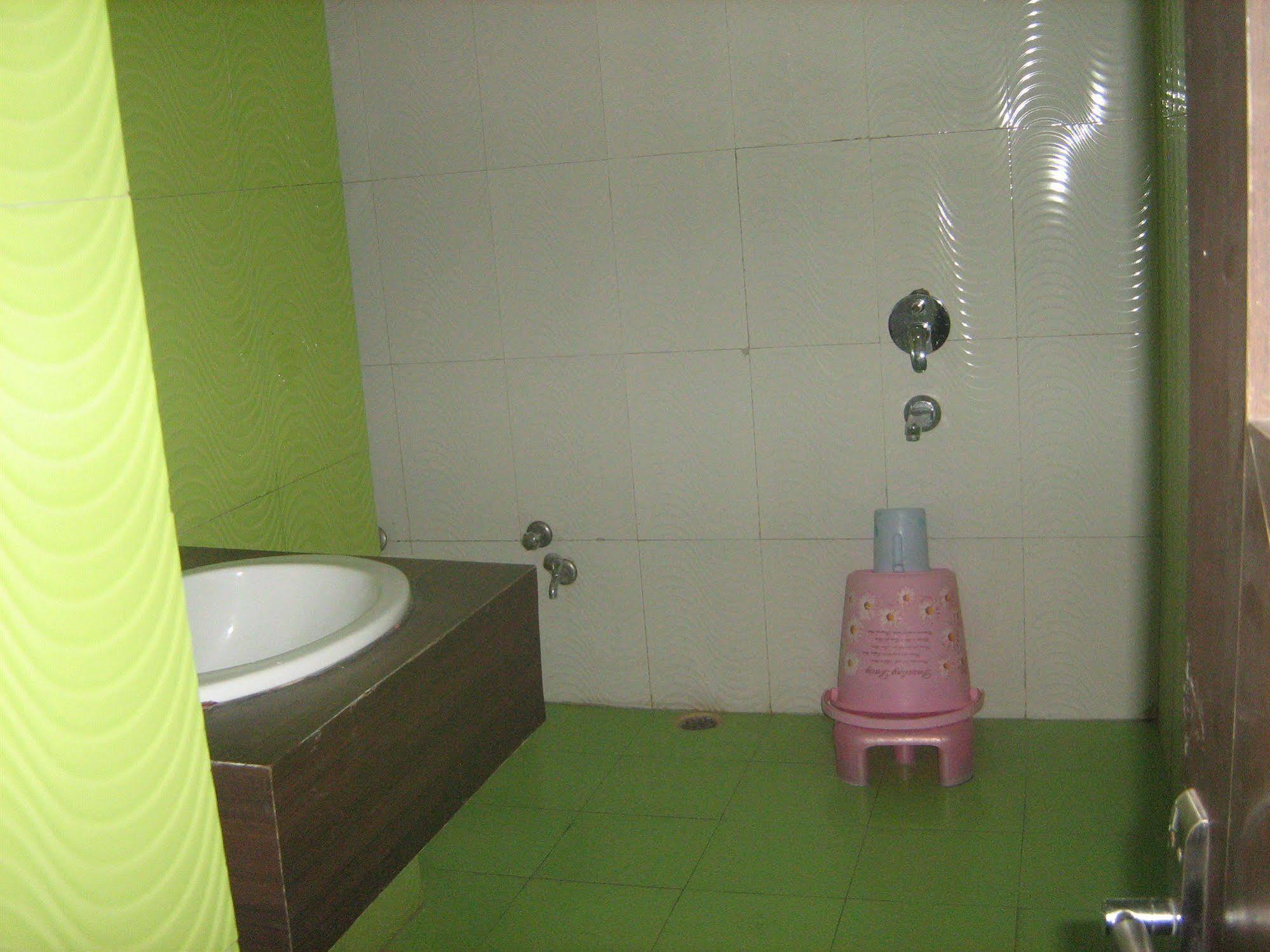 Hotel Gyan Haridwār Екстериор снимка